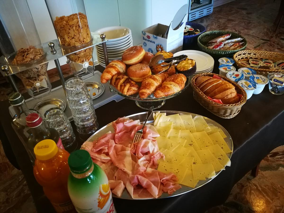 Locanda Della Pieve Tizzano Val Parma Экстерьер фото